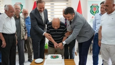 Isparta’da babalar günü şehit babalarıyla birlikte kutlandı