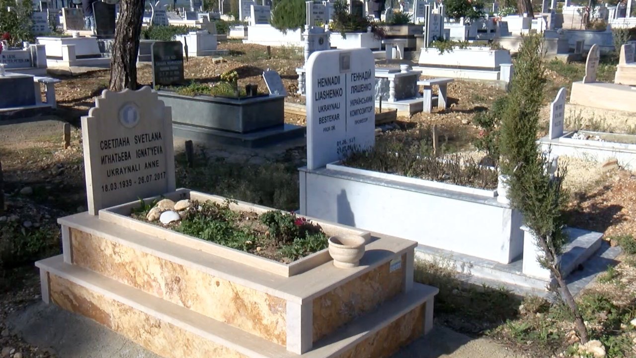 Antalya'da yabancıların 'aile mezarlığı' ilgisi