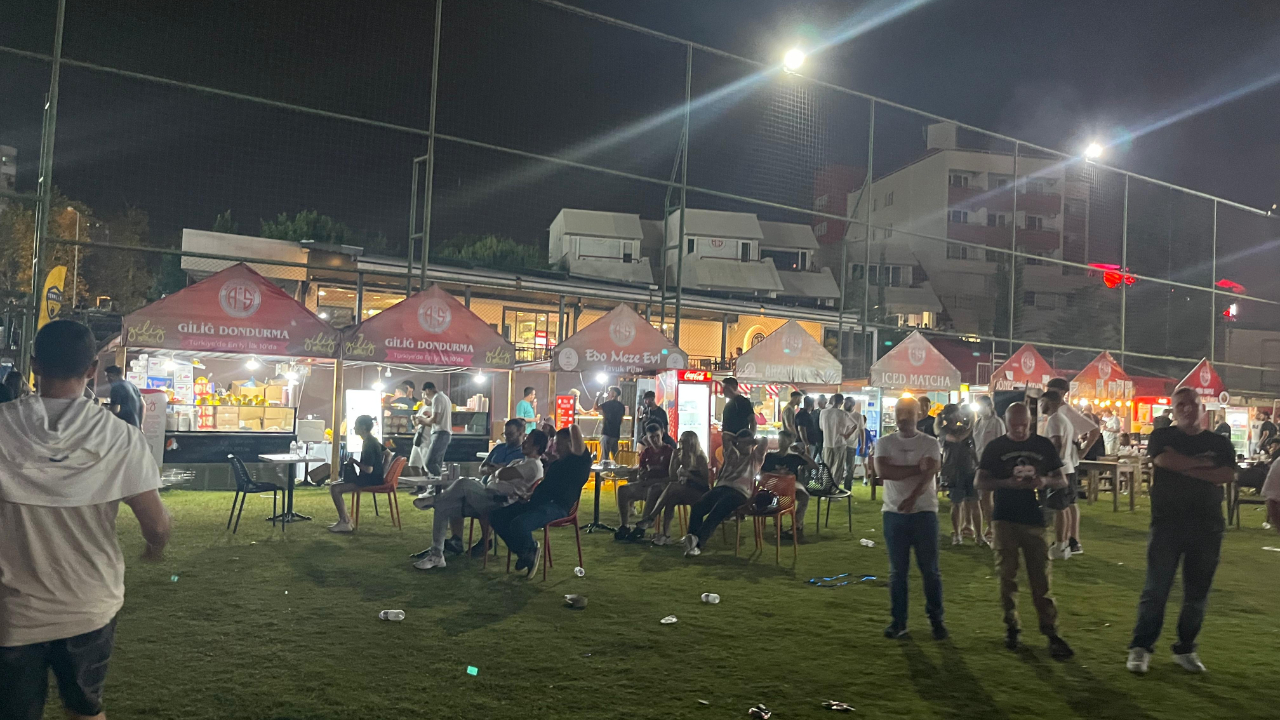 Antalyaspor Gençlik Festivali’nde Edo Meze Evi ve Giliğ Dondurma’ya Büyük İlgi