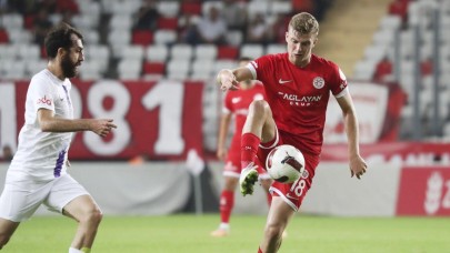 Antalyaspor’un Genç Yıldızı Jakub Kaluzinski Kimdir? Nereli, Kaç Gol Attı, Milli Takım Kariyeri