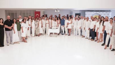 Yorgunluklarını eğlenerek attılar