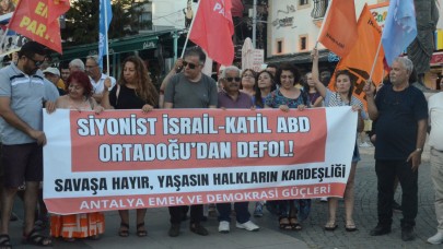 Attalos Meydanı’nda İsrail Protestosu