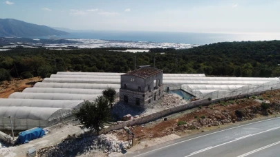 Müze müdürü, 'izinsiz uygulama' kararında imzası olduğu araziyi kendine almış