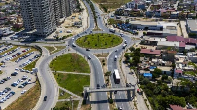 Mersin’de D-400 üzerindeki kavşaklara peyzaj düzenlemesi