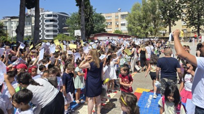 Hanım Ömer Çağıran İlkokulu’nda Karne Sevinci