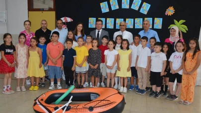 Serik'te öğrencilerin karne heyecanı