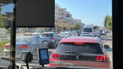 Haftanın İlk Gününde Antalya Trafiğinde Yoğunluk