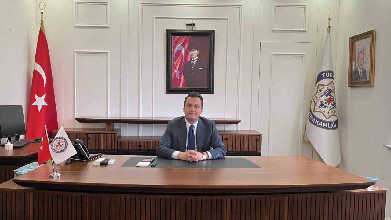 Alanya’nın yeni kaymakamı Öztürk görevine başladı