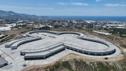 Alanya tek çatı altında toplanıyor
