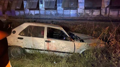 Antalya’da otomobil ile motosiklet çarpıştı: 1 ölü, 2 ağır yaralı