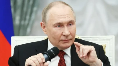 Putin ve İran Dışişleri Bakanı Bir Araya Geldi!