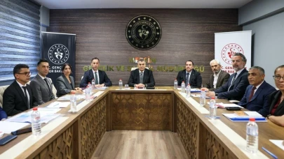 Vali Toros, gençlik ve spor faaliyetlerini değerlendirdi