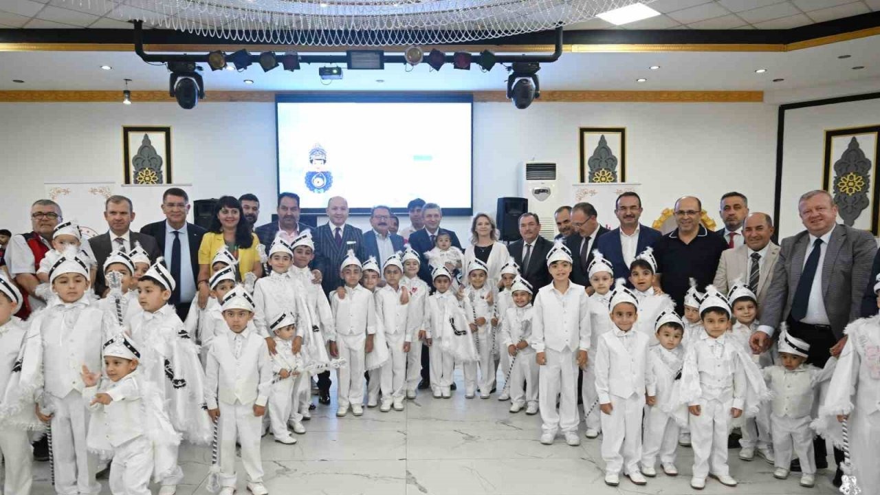 Antalya’da toplu sünnet şöleni heyecanı