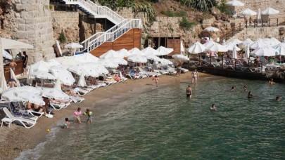 Şezlongdan Sonra Tuvalet Tartışması: Antalya’da 1 Euro Krizi