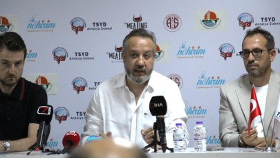 Antalyaspor Genel Kurula Gidiyor! Başkan Boztepe Aday Değilim