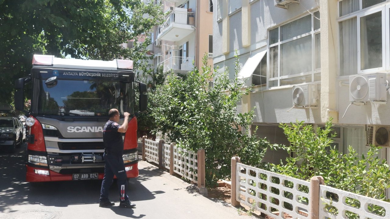 Mutfak yangınını itfaiye söndürdü