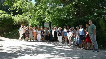 Kemer’de "mor turizm" başladı