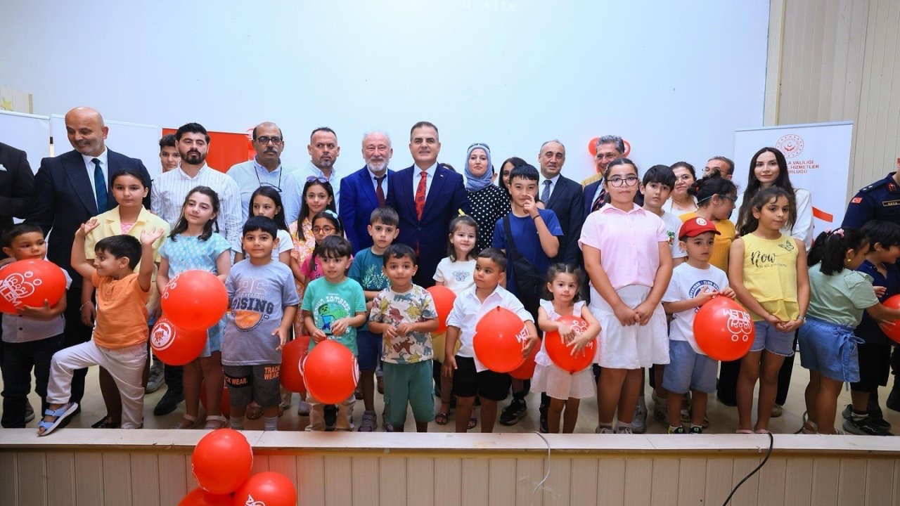 Vali Akbıyık, koruyucu aile Günü’nde Yatağan’da ailelerle buluştu