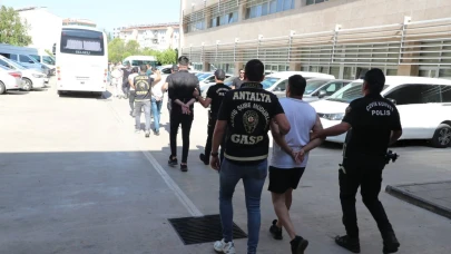 Antalya'da 'Gece Avı' operasyonu; 20 tutuklu