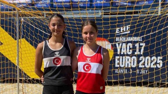 Kepez’in kızları U17 Avrupa Plaj Hentbol Şampiyonası’nda forma giyecek