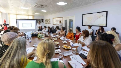 Mersin’de kadınları güçlendiren ’pazartesi buluşmaları’ sürüyor