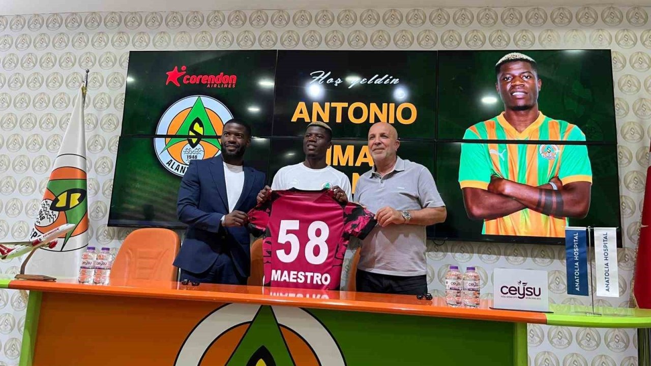Alanyaspor, Maestro’yu kadrosuna kattı