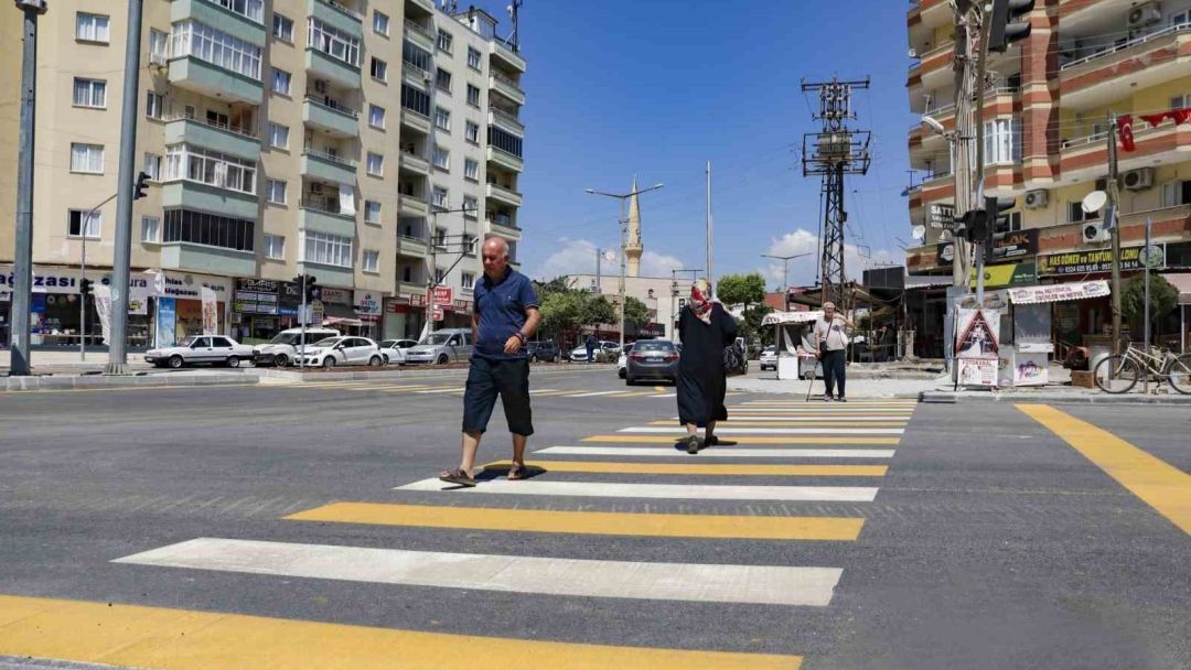 Tarsus Cetvel Köprüsü Kavşağı yenilendi