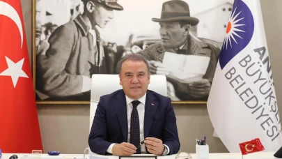 Antalya Büyükşehir Belediye Başkanı Böcek gözaltına alındı