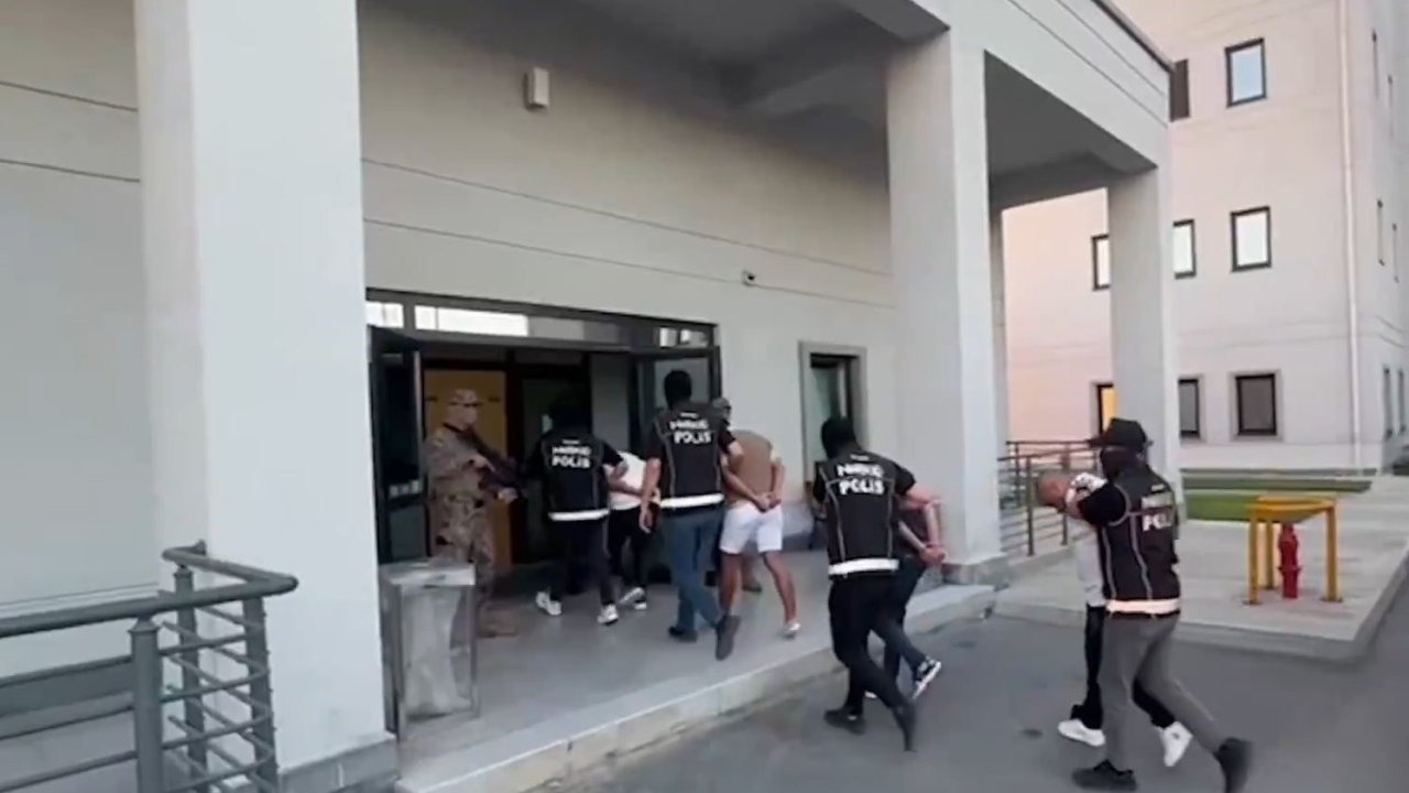 Suç örgütü liderleri Bodrum’da tatilde yakalandı