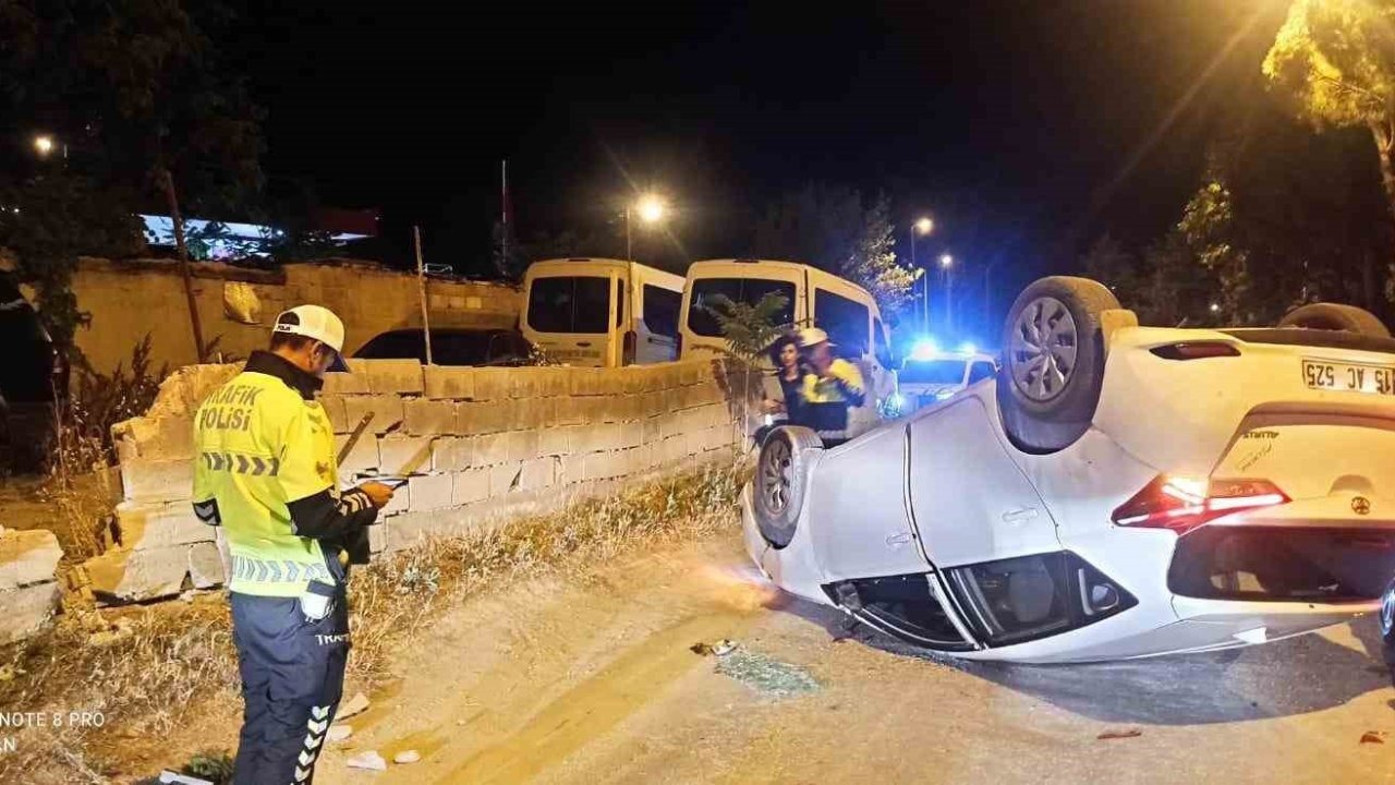 Duvara ve başka bir araca çarpıp takla attı, araçtan çıkıp kayıplara karıştı