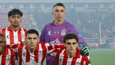Muslera ilk maçından mağlup ayrıldı!