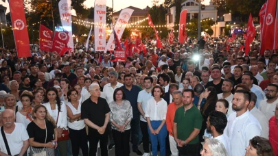 CHP’den Karaalioğlu Parkı’nda Muhittin Böcek’e destek mitingi