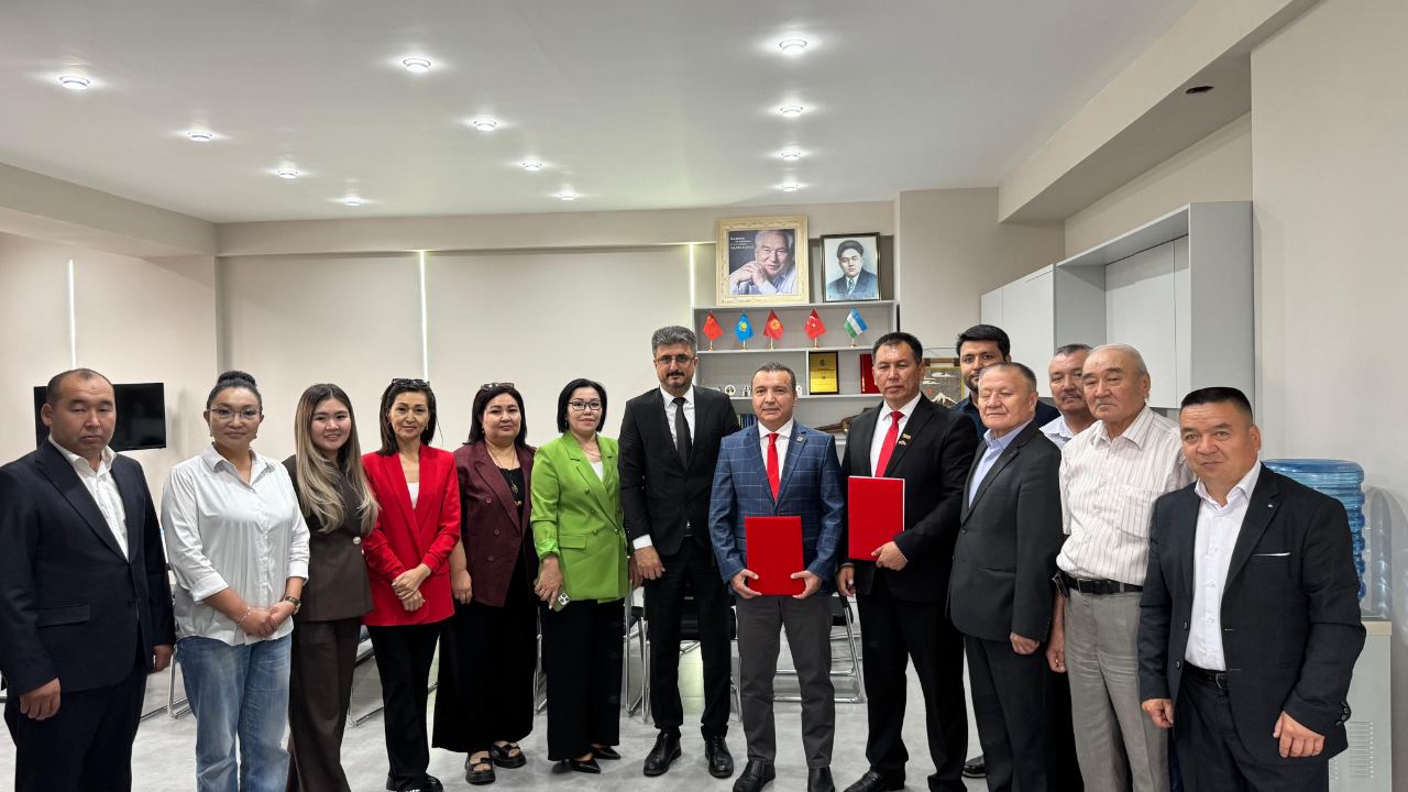 AGC ile Kırgız Cumhuriyeti Gazeteciler Birliği arasında kardeşlik protokolü imzalandı