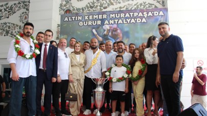Başpehlivan Orhan Okulu, Antalyalılar tarafından coşkuyla karşılandı