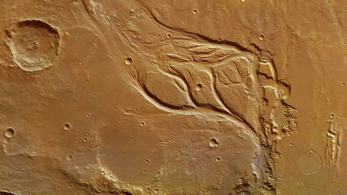 Mars'ta eski nehir izleri keşfedildi