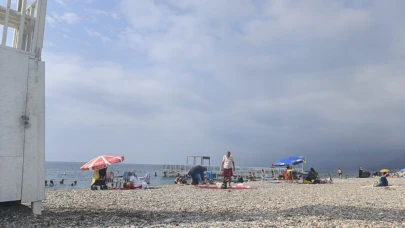 Antalya sahillerinde sabah yoğunluğu