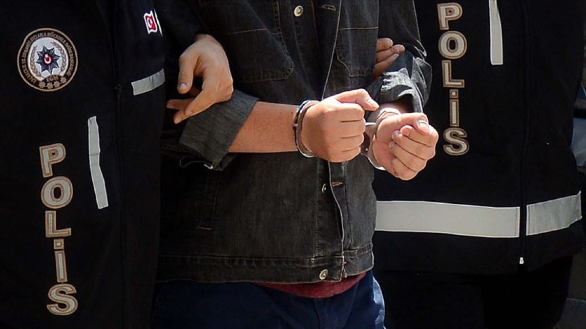 FETÖ operasyonlarında Mersin dahil 20 ilde şüpheliler yakalandı