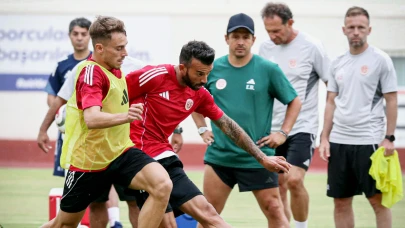 Antalyaspor Burdur’da sabah antrenmanını tamamladı