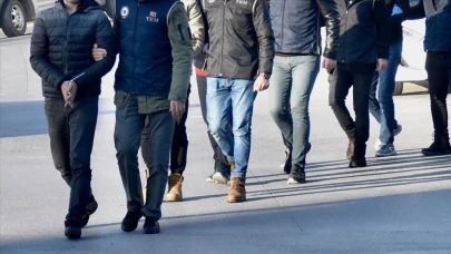 15 Temmuz'da "İstanbul ve İzmir” merkezli Antalya’da dahil 64 ilde FETÖ operasyonu