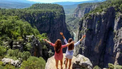 Antalya'da burayı keşfeden hayran kalıyor! Turistler akın ediyor