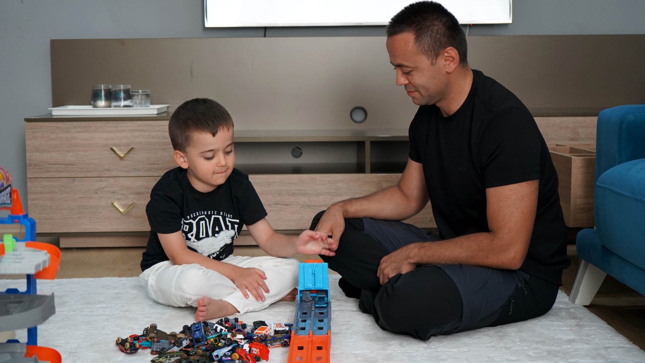DMD hastası Kuzey’in babası: Oğlum küçük bedeninde büyük bir savaş veriyor