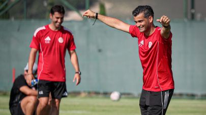 Antalyaspor’da eğlenceli antrenman