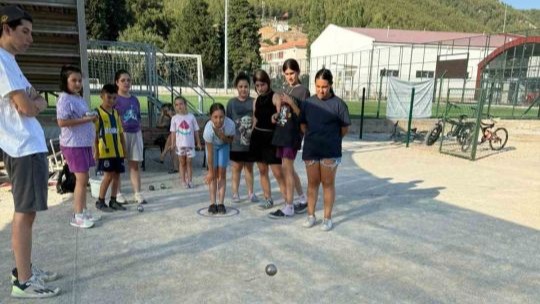 Ula’da minikler bocce ile tanıştı