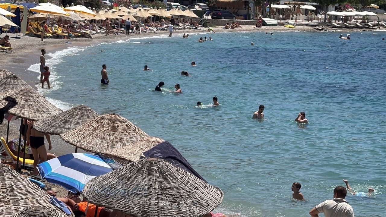 Bodrum sahillerinde sıcaklık yoğunluğu