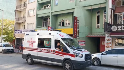 Evinde ölü bulundu