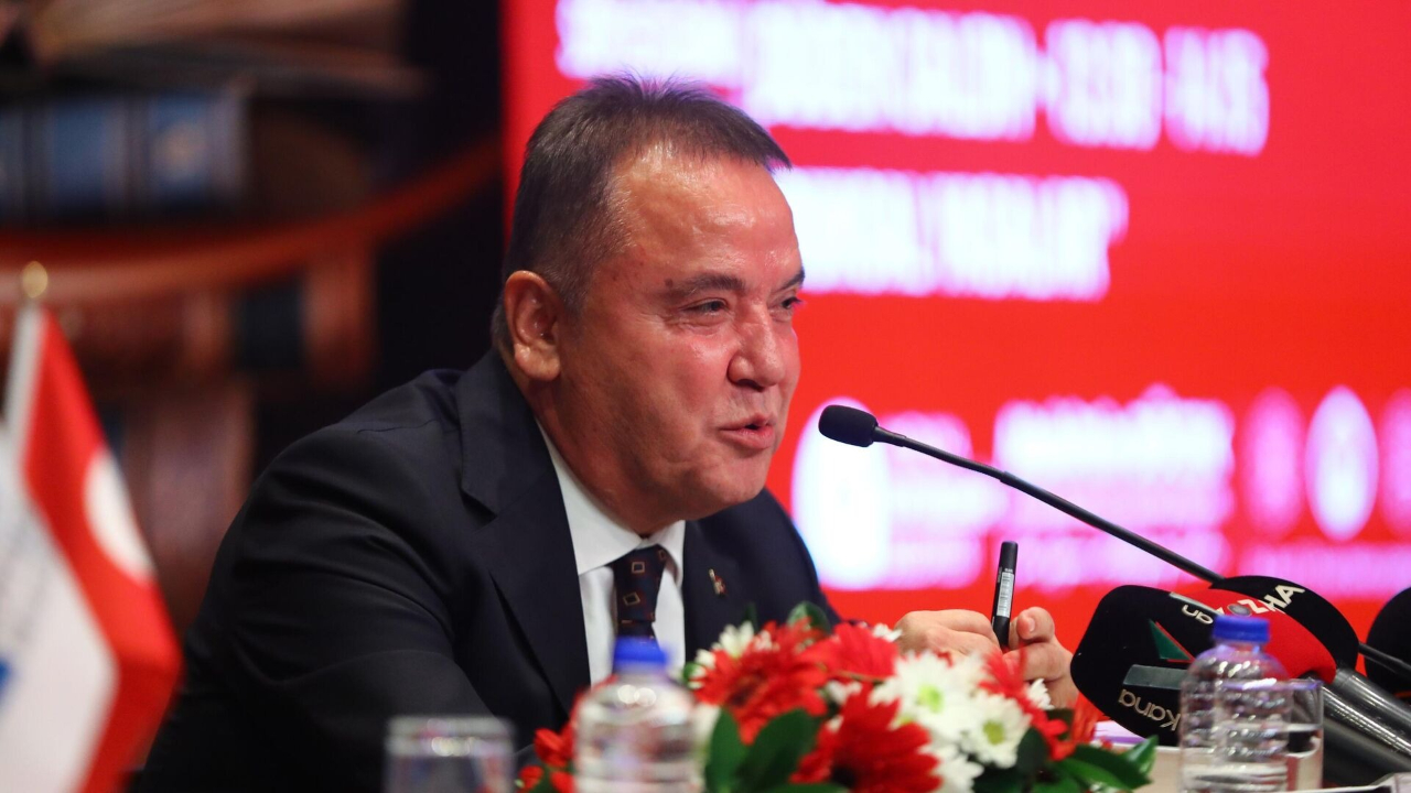 Başkan Böcek ikinci kez hastaneye kaldırıldı