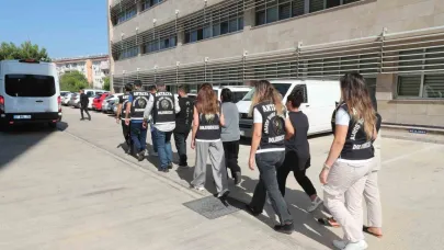 "Beyaz eşya tamircisiyiz" deyip 6 milyon liralık vurgun yaptılar