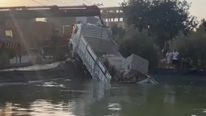 Mersin’de freni patlayan kamyon sulama havuzuna düştü