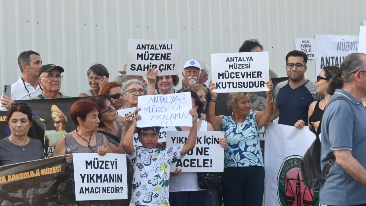 Müze Çalışma Grubu’ndan Bakan Ersoy’a çağrı!