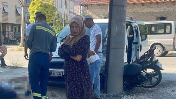 Hafif ticari araçla çarpışan motosikletin sürücüsü öldü